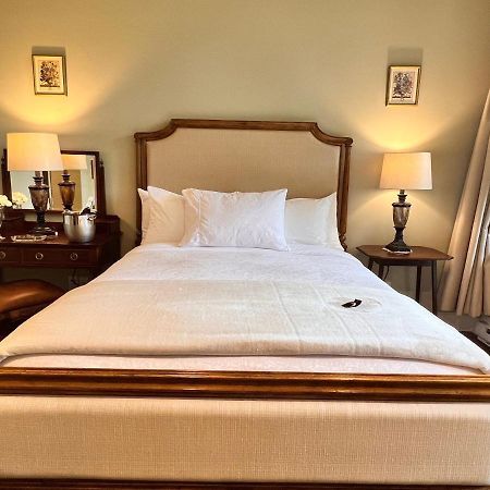 Woodstone Manor Inc. Hotel Sturdies Bay Luaran gambar