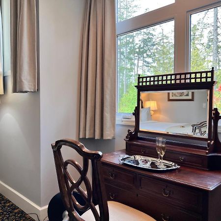 Woodstone Manor Inc. Hotel Sturdies Bay Luaran gambar