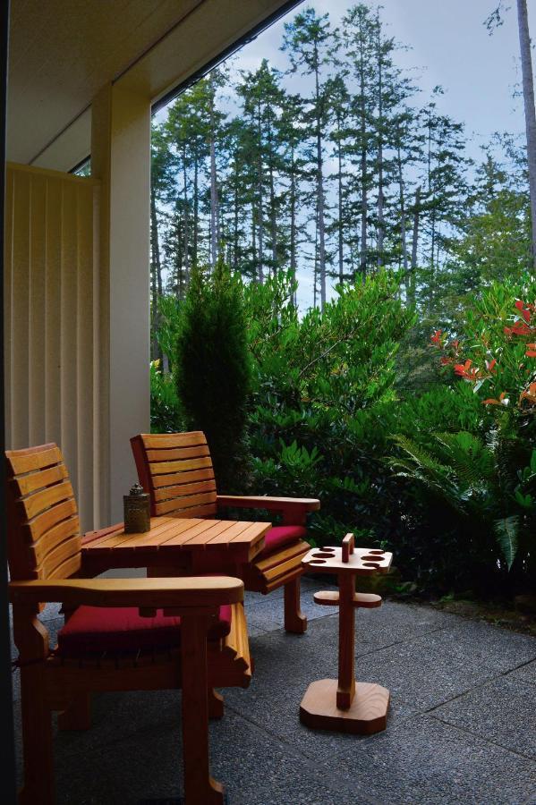 Woodstone Manor Inc. Hotel Sturdies Bay Luaran gambar