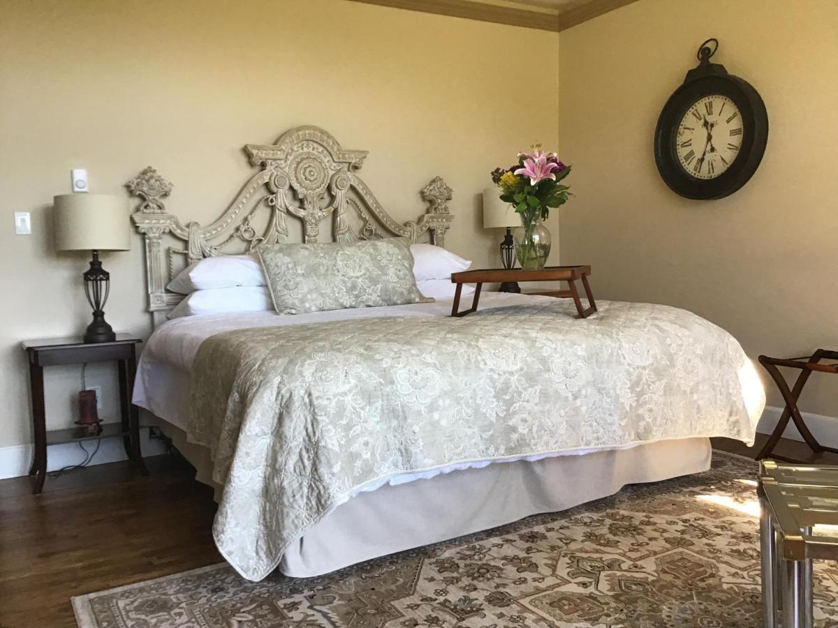 Woodstone Manor Inc. Hotel Sturdies Bay Luaran gambar