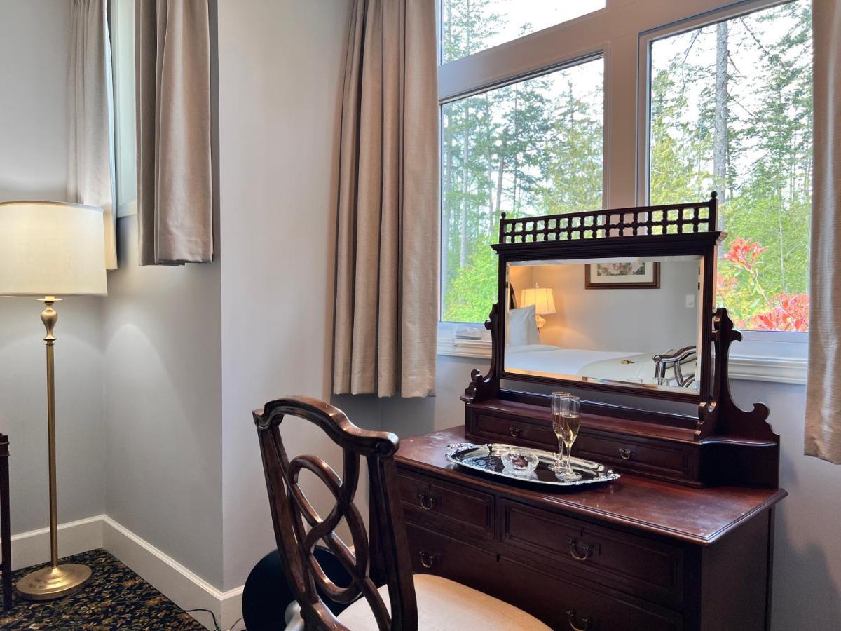 Woodstone Manor Inc. Hotel Sturdies Bay Luaran gambar